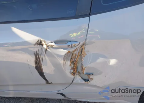 2013 Hyundai Veloster Mix z USA, uszkodzony, nr VIN KMHTC6AD5DU131668